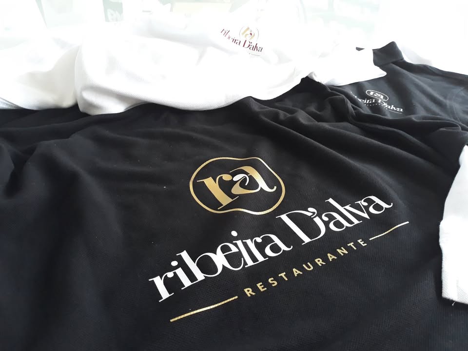 Pólos personalizados para o Restaurante Ribeira D´alva, Sabugueiro, Serra da Estrela…