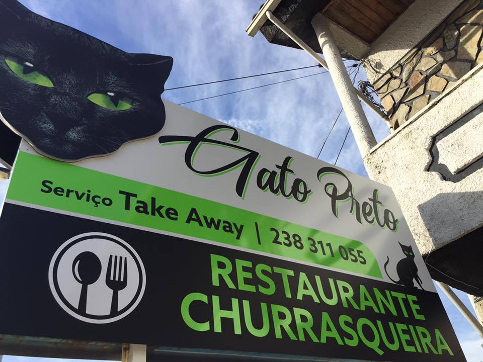 Produção de reclamo luminoso personalizado RESTAURANTE GATO PRETO – São Romão.