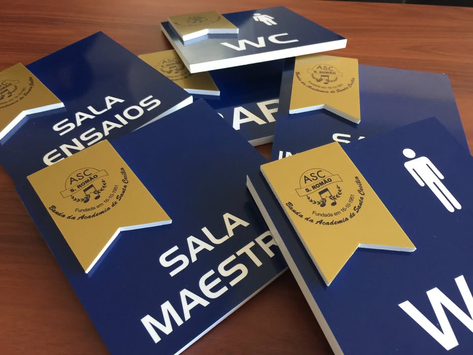Sinalética BANDA ACADEMIA DE SANTA CECÍLIA – São Romão. Identifique o seu espaço connosco.