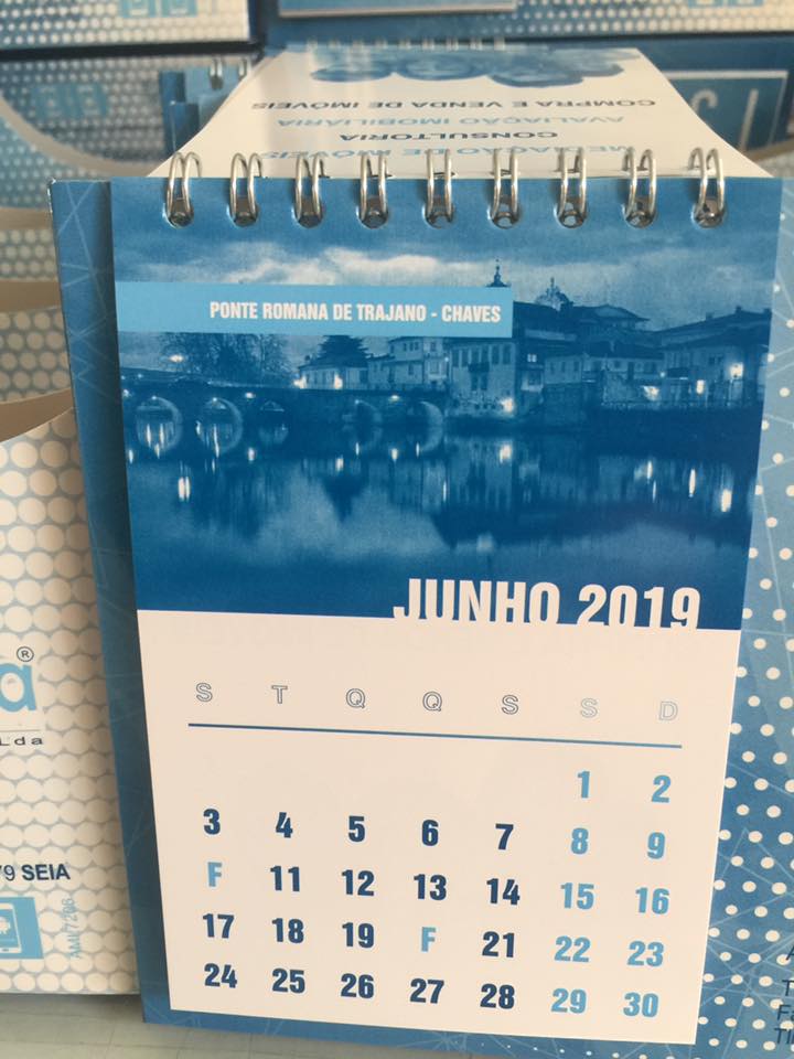 Desenvolvimento de calendários porta canetas. Modelo exclusivo para o nosso cliente Belase