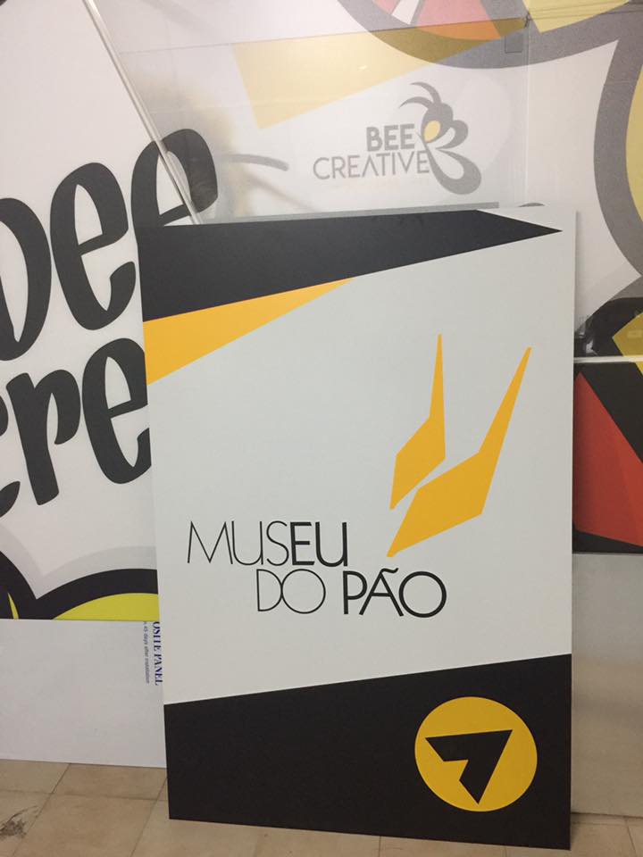 Decoração de espaço e sinalética de estrada – MUSEU DO PÃO -Seia