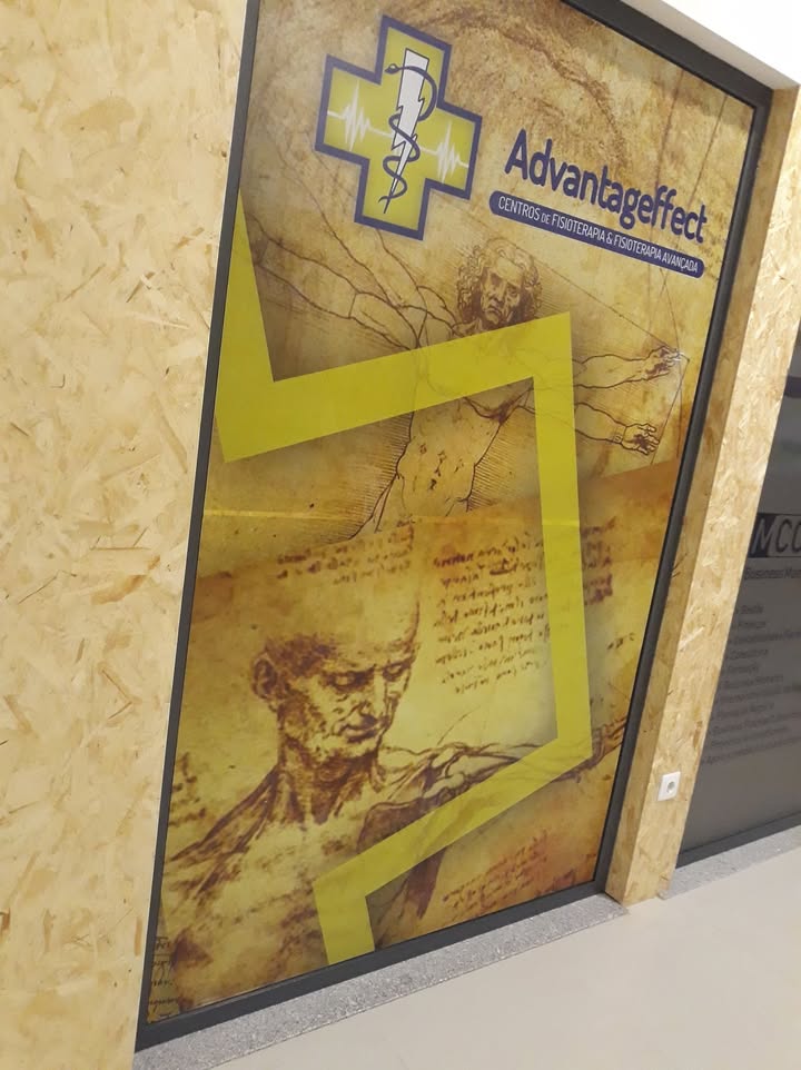 Decoração de espaço comercial – ADVANTAGEFFECT – Fisioterapia Avançada – Mangualde.