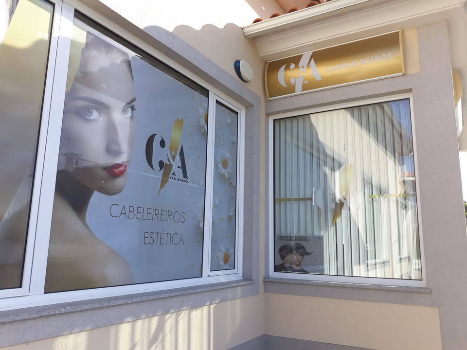 Decoração de espaço C&A Cabeleireiros e Estética – Vila Branca – Seia.