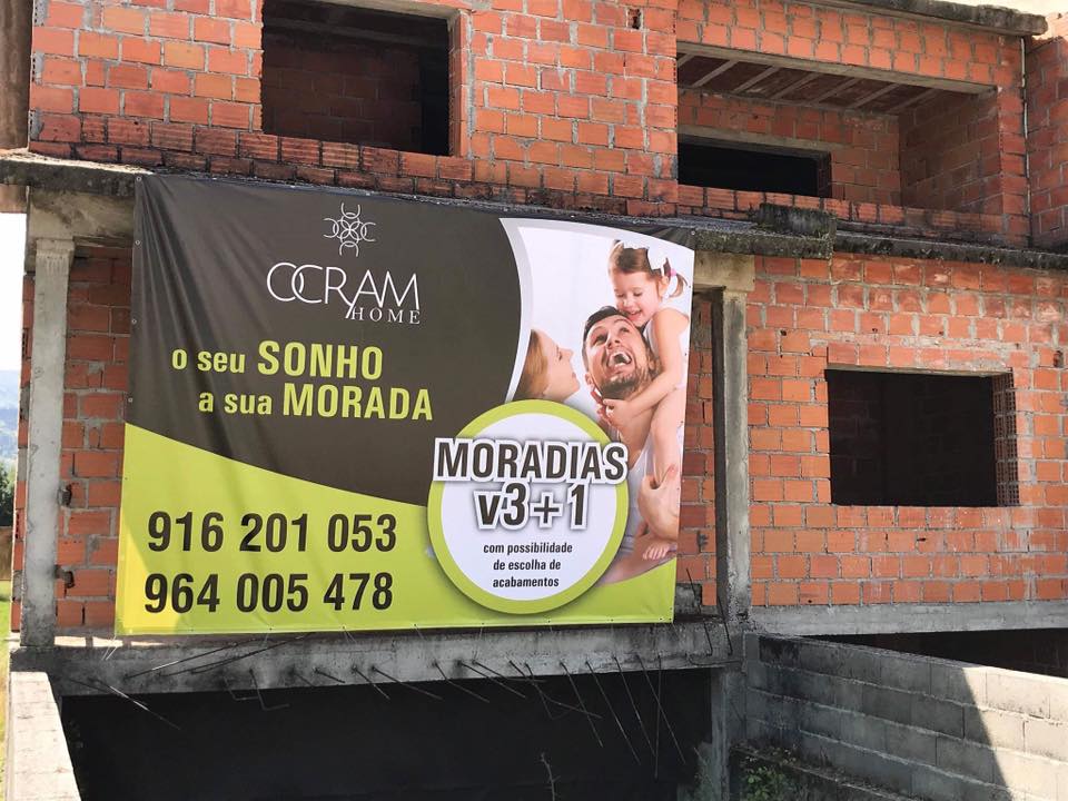 Produção de lona publicitária de 12m2 OCRAM HOME.