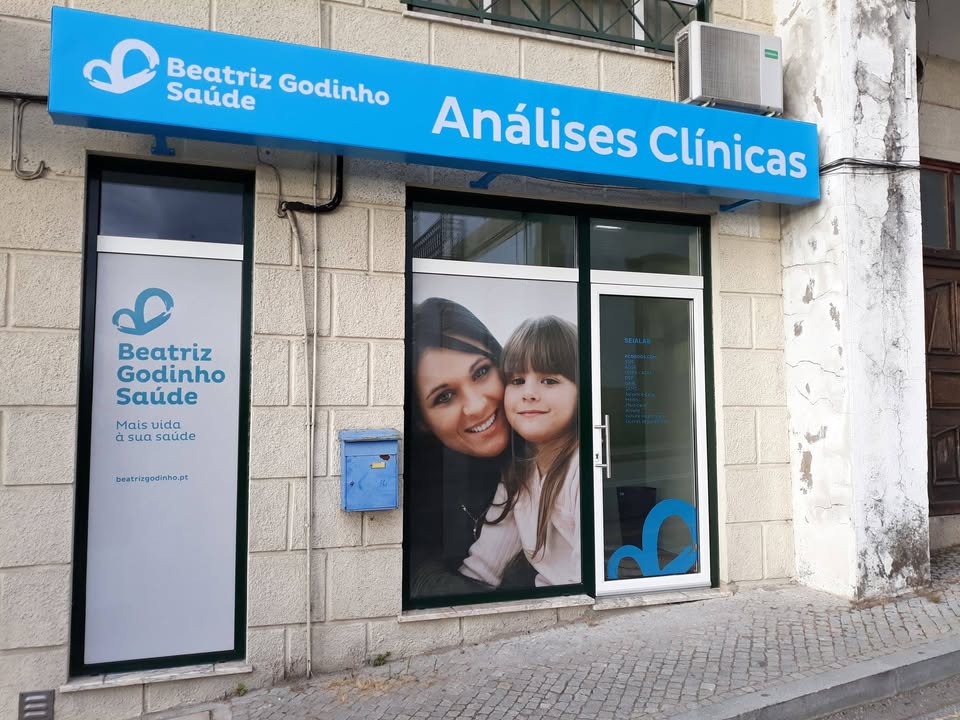 Decoração de espaço – BEATRIZ GODINHO – Análises Clínicas – Seia.