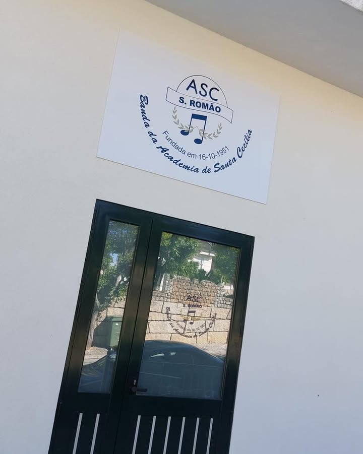 Identificação exterior Banda Academia de Santa Cecília – São Romão