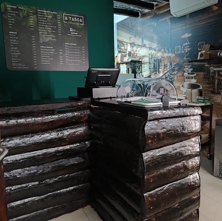 Decoração de interiores, imagem institucional e presença online do cliente A TASCA DO MERC