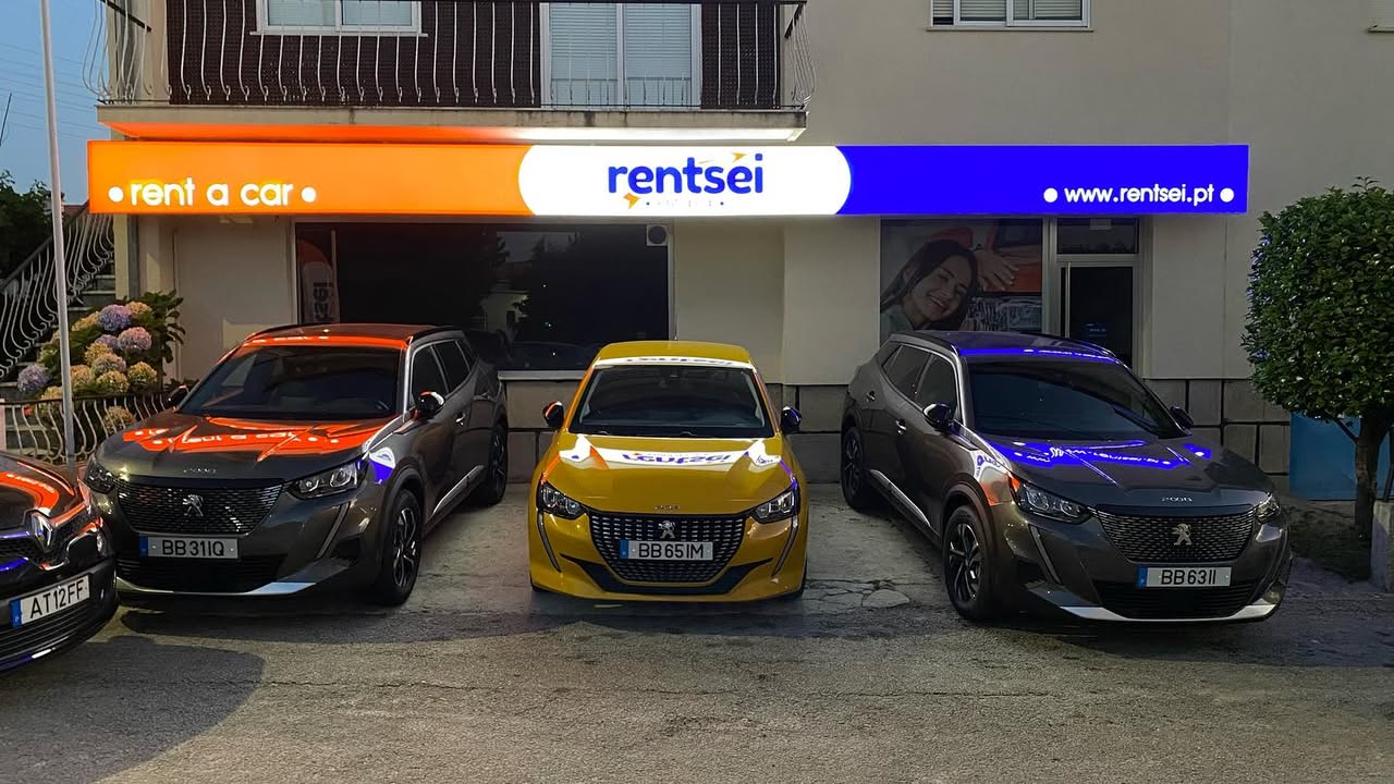 A nova marca que abre hoje portas em Seia. Rentsei – Rent a Car, escolheu a Beecreative pa